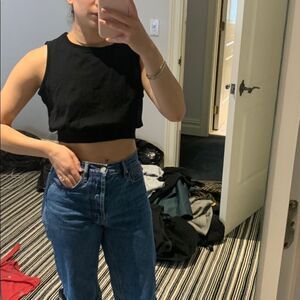 Black cropped tank 